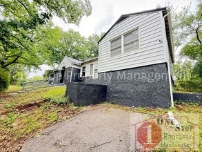 Building Photo - 5000 E 39 Terrace