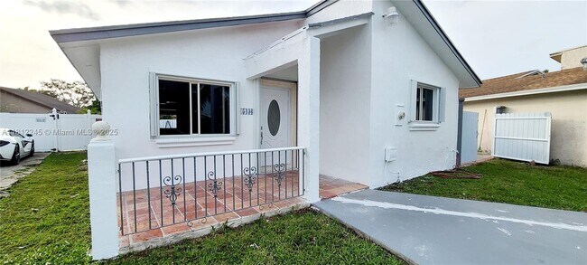 Foto del edificio - 15436 SW 112th Pl
