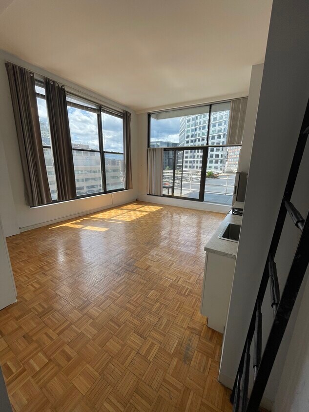 Foto principal - 102 Brookline Ave