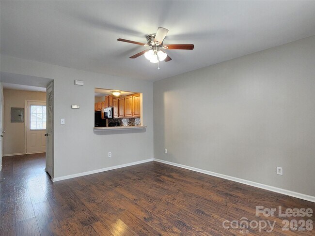 Foto del edificio - 268 Southcircle Dr NW