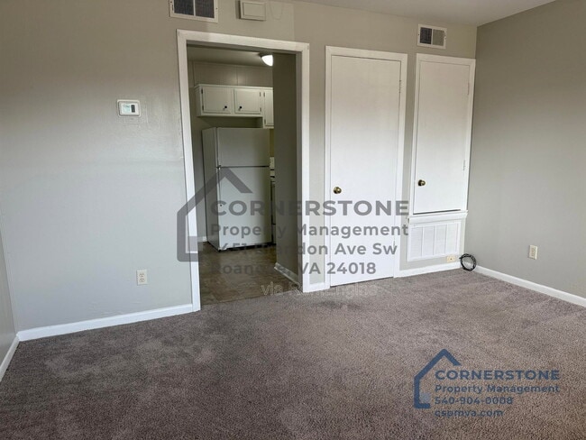 Foto del edificio - 501 Allison Ave SW