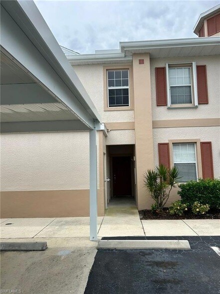 Foto del edificio - 4256 Liron Ave