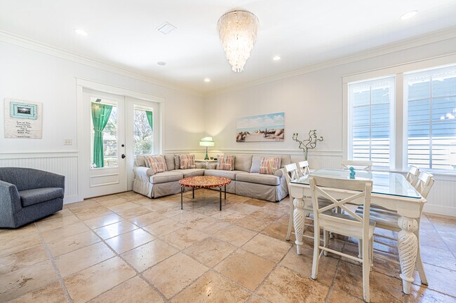 Foto del edificio - 2442 Bungalo Ln