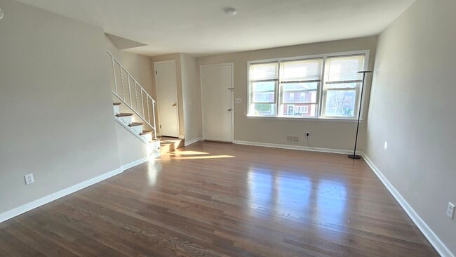 Building Photo - 1662 Kirkwood Rd