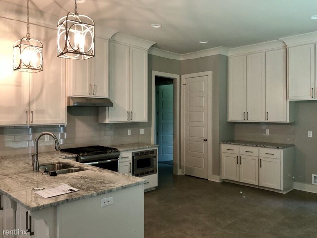 Foto del edificio - 3 br, 2 bath House - Dutchtown Meadows