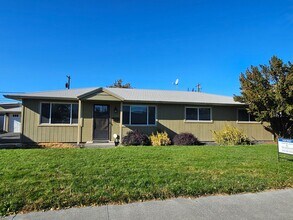 Building Photo - 1628 S Wallace St Building Photo - 1628 S Wallace St