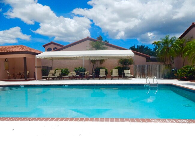 Building Photo - 22864 Marbella Cir