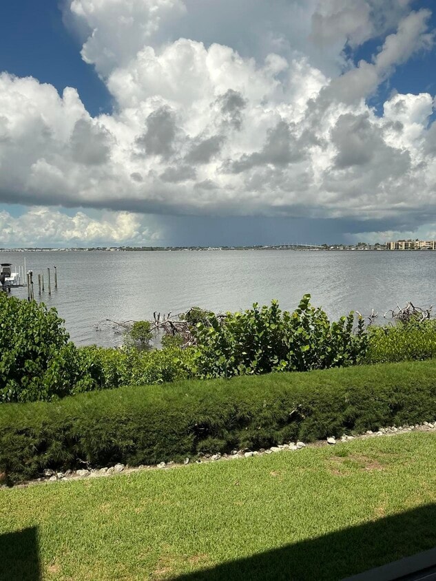 Primary Photo - 3792 NE Ocean Blvd