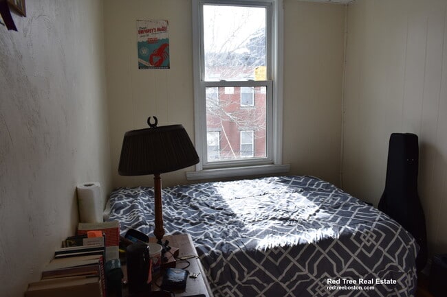 Foto del edificio - 114 Everett St