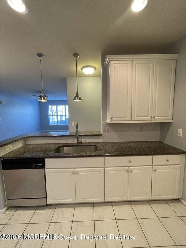 Foto del edificio - 610 Sophee Ln