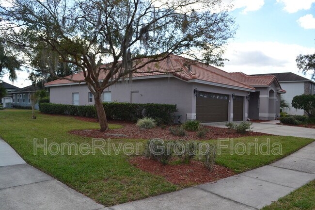 Building Photo - 179 Fairway Pointe Cir