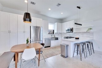 Building Photo - 2105 Pennsylvania Ave