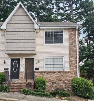 Building Photo - 2715 Southbury Cir
