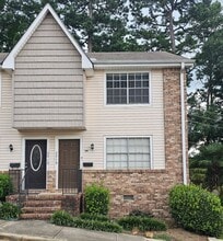 Building Photo - 2715 Southbury Cir
