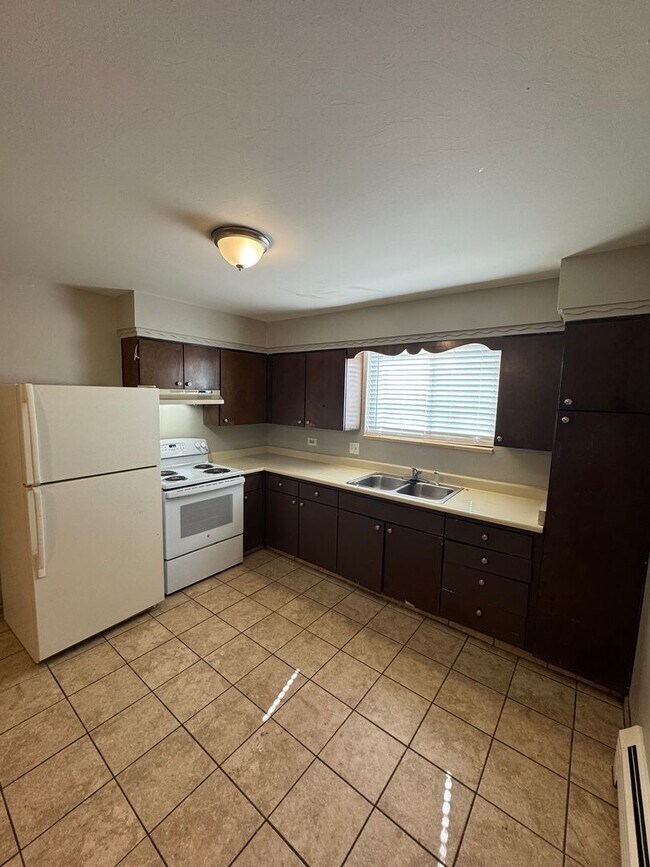 Foto del edificio - Charming One Bedroom One Bathroom available in Littleton!