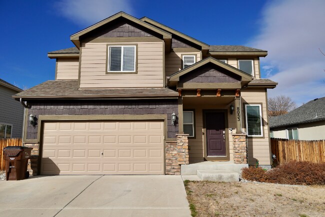 Foto del edificio - 8053 Pinfeather Dr