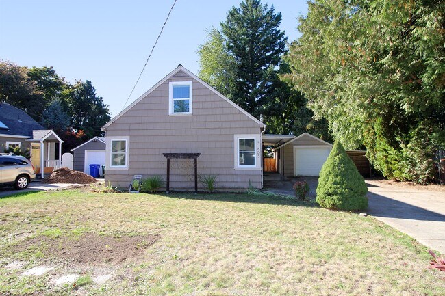 Building Photo - Totally Remodeled Gresham 3 Bed/1 Bath Hom...