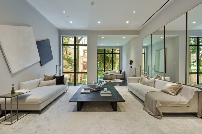 Foto del edificio - 46 E 83rd St