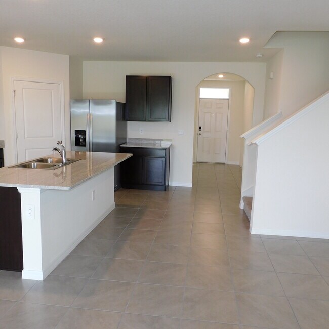 Building Photo - 17329 Reserva Dr