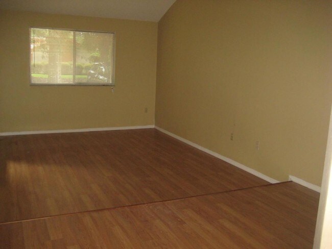 Building Photo - 5412 Baybrook Ave