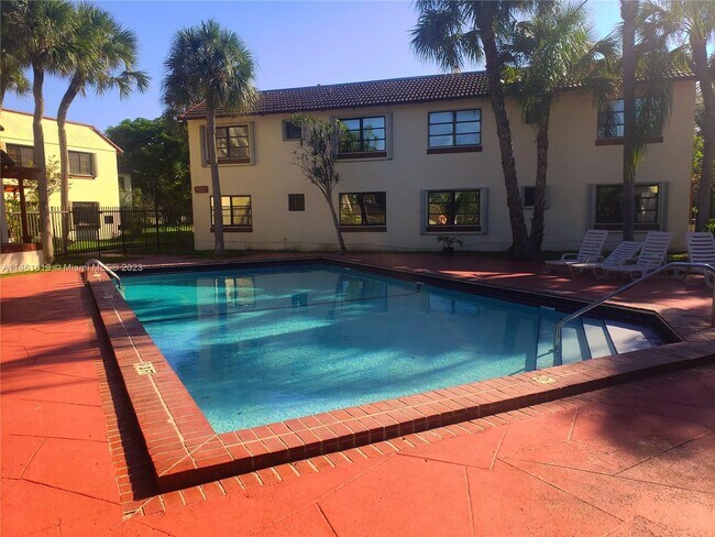 Building Photo - 8600 SW 149th Ave