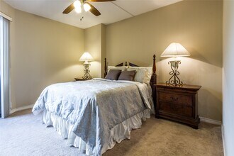 Building Photo - 3350 McCue Rd