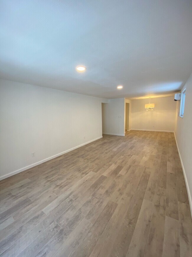 Building Photo - 67 Locust Ridge Dr
