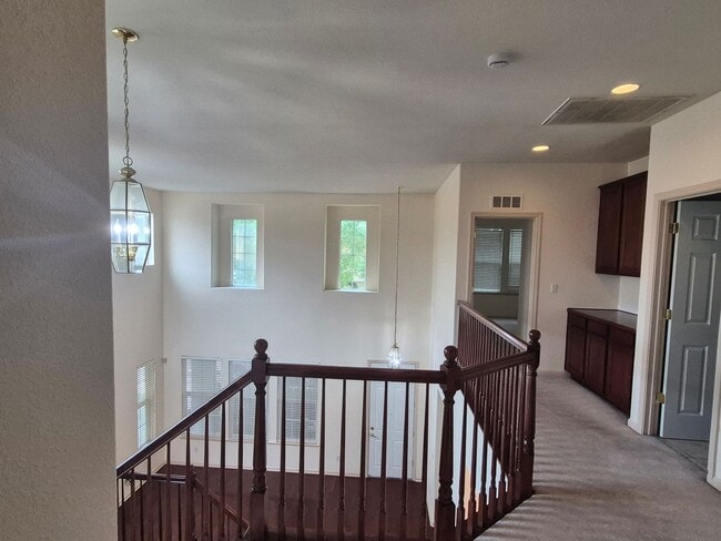 Foto del edificio - Beautiful 4 bedroom 3 bath home