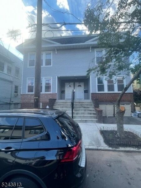 Foto principal - 131 Huntington Terrace