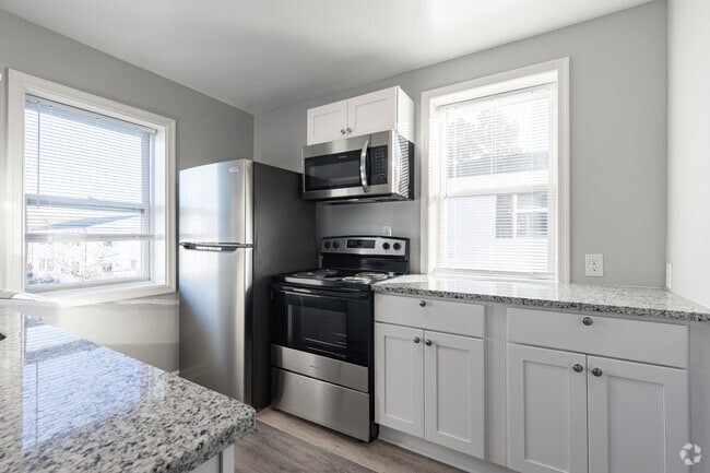 2BR, 1BA - Park Northside Apartments