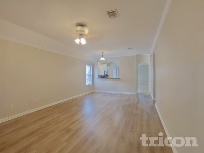 Foto del edificio - 804 Rambling Ct