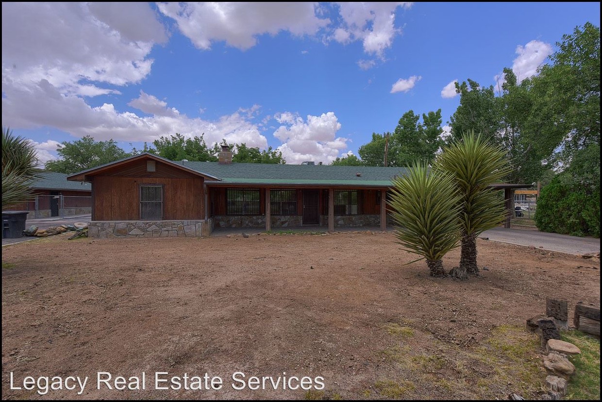 Primary Photo - 3 br, 3 bath House - 6525 Upper Valley