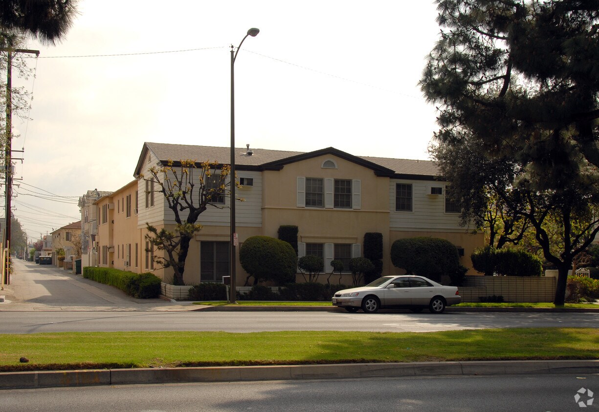 Building Photo - The Fleeta