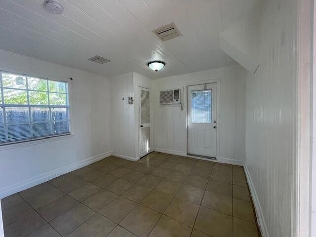 Building Photo - 613 54th Street