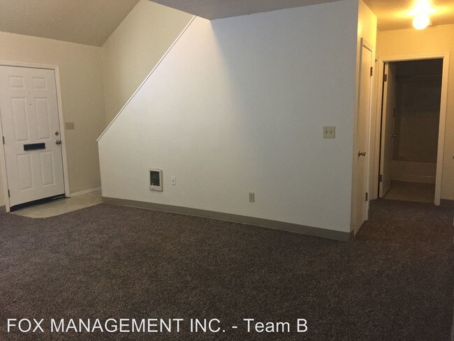 Foto del edificio - 3602-3604 N Gantenbein Ave