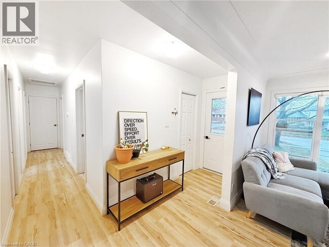 Photo du bâtiment - 31 Clearview Dr