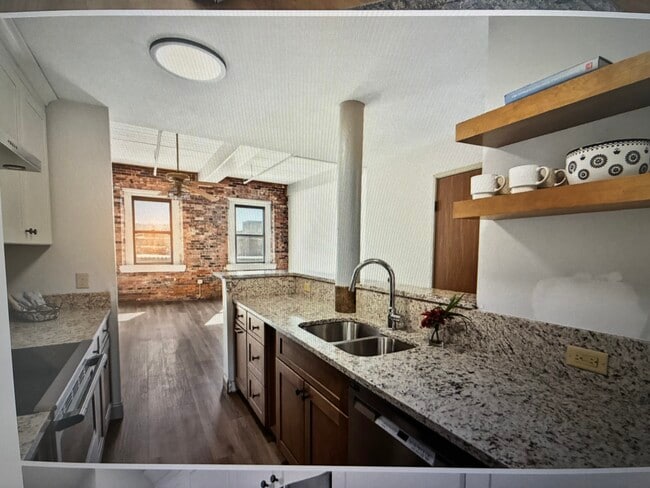 Building Photo - 1 Saco Island Ter