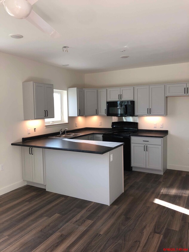 Primary Photo - Vergennes Community Apartments