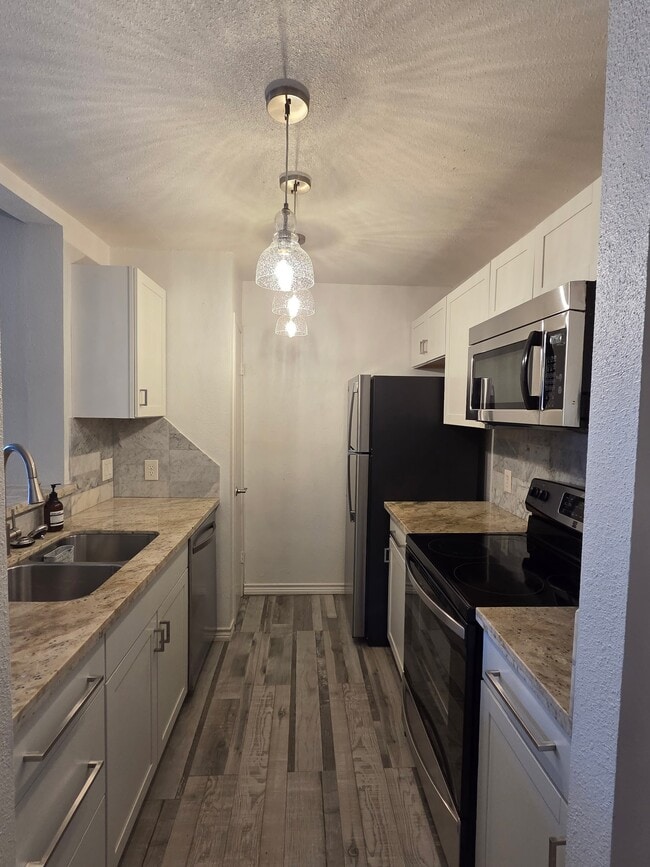 Building Photo - 2601 S Braeswood Blvd