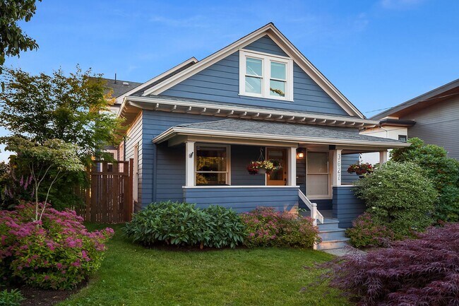 Building Photo - 3bd/2ba Seattle Home