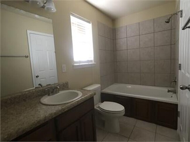 Foto del edificio - Beautiful 3 bedrooms house in Centerton!