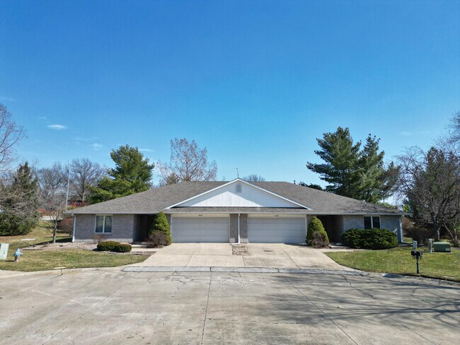 Building Photo - 3635 Augusta Dr