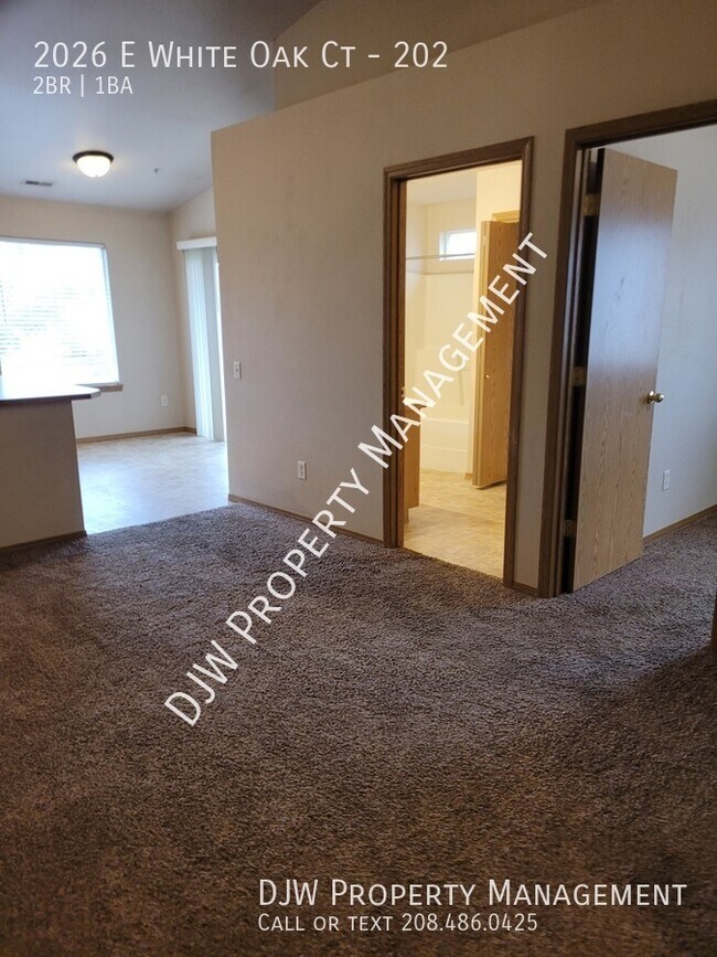 Building Photo - Easy Freeway Access in Nampa!