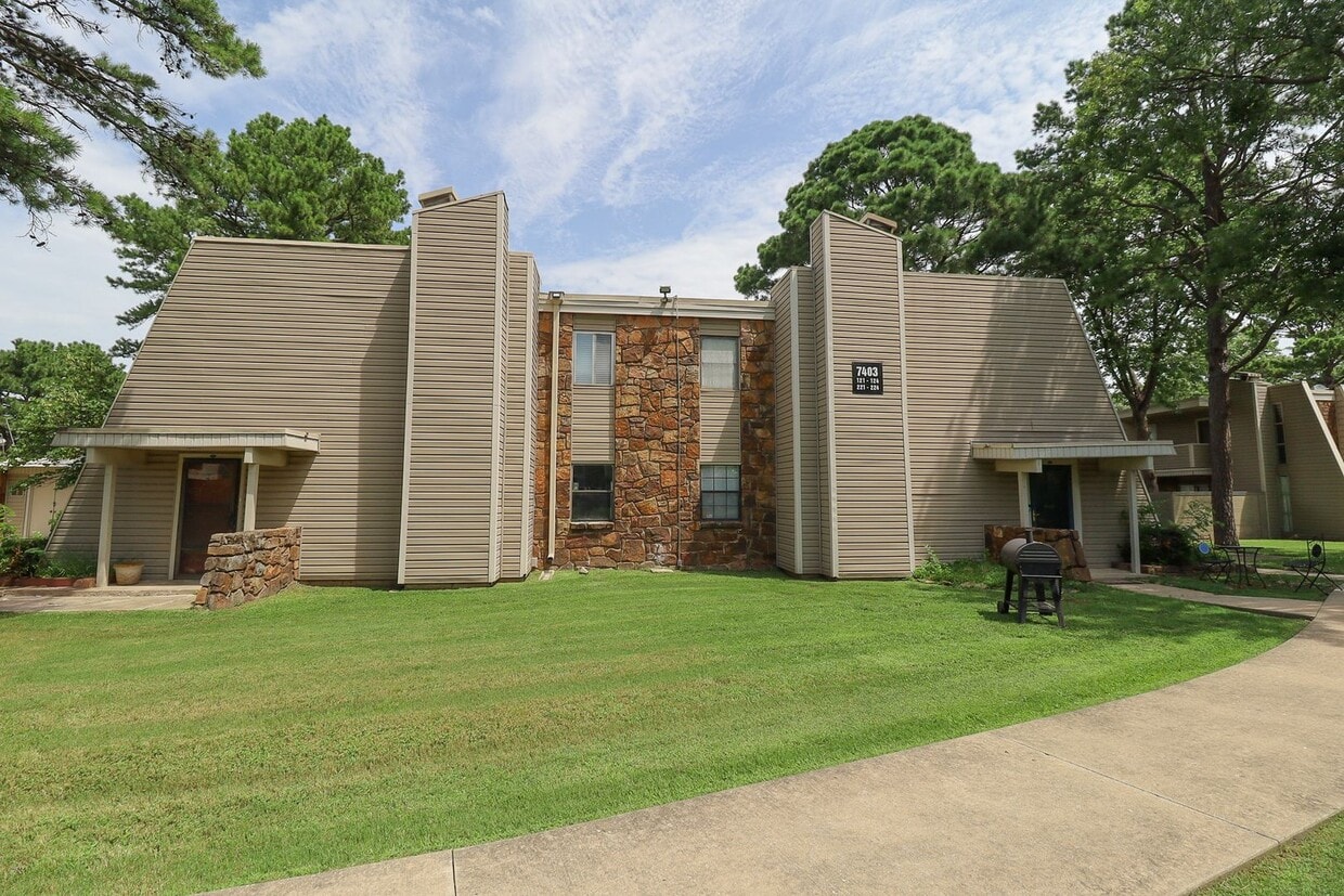 Primary Photo - 2 Bed | 2 Bath Condo in Central Tulsa!