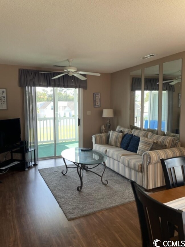 Building Photo - 213 Waterway Dr
