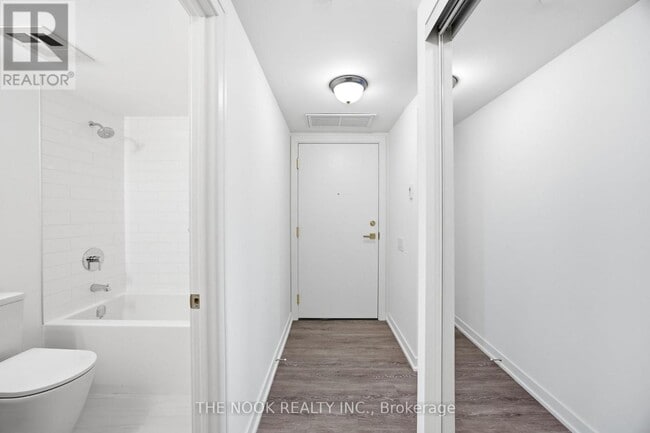 Building Photo - 2 Manderley Dr