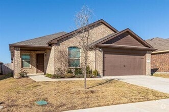Building Photo - 9345 Herringbone Dr