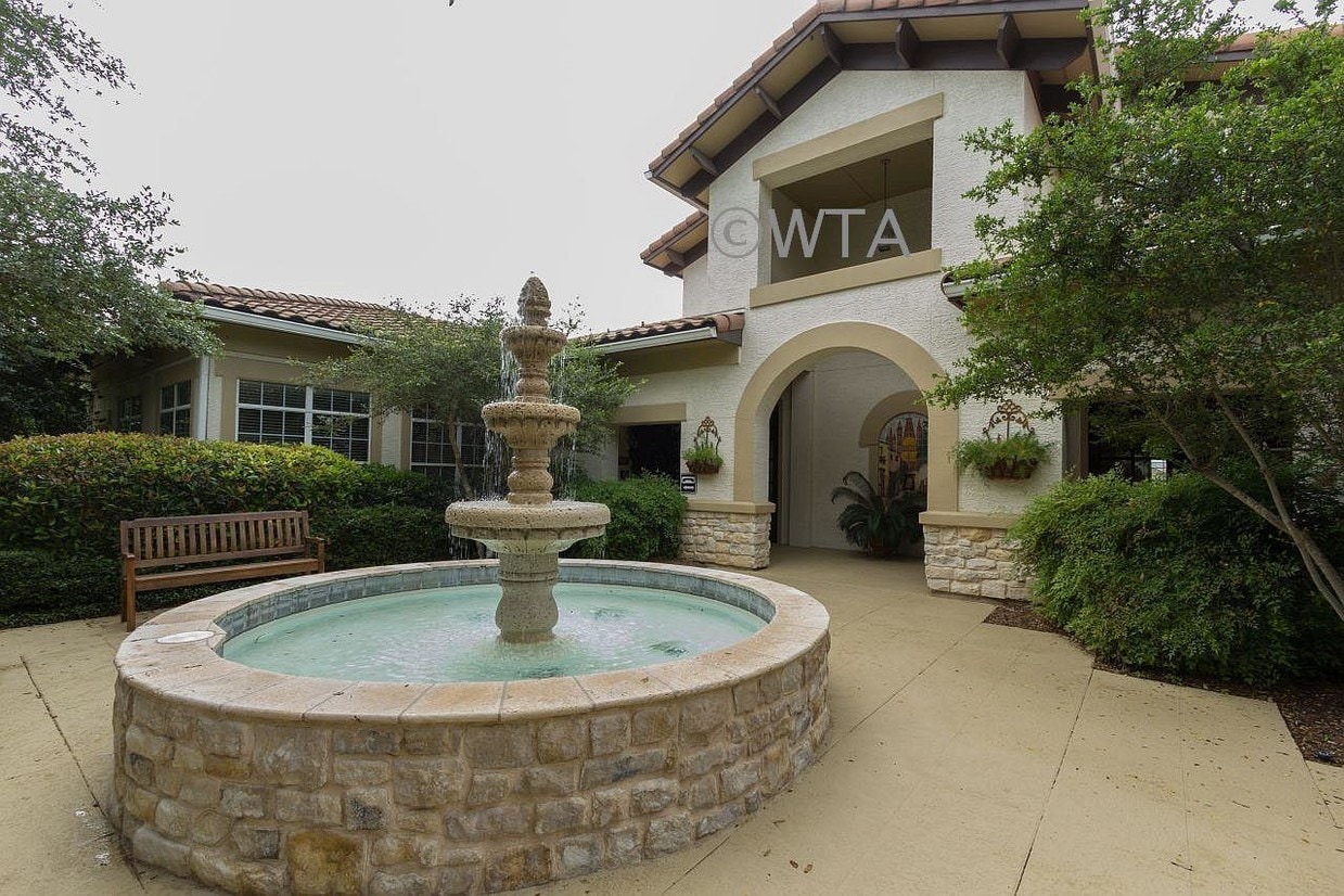 9914 Military Dr W, San Antonio, TX 78251 Room for Rent in San