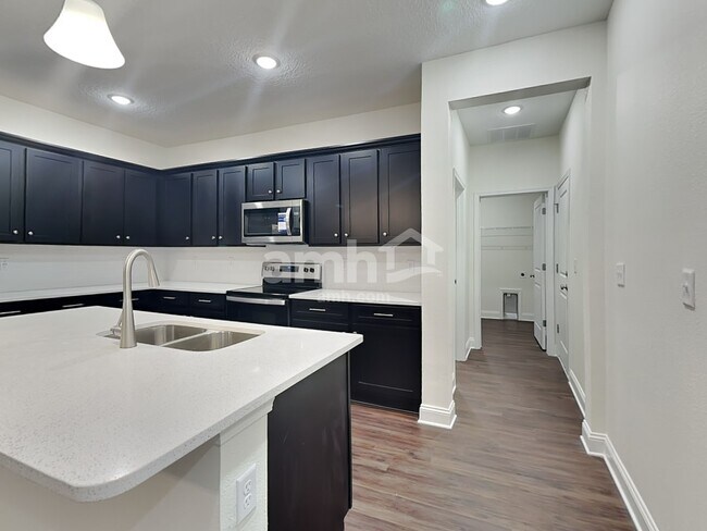 Foto del edificio - 12643 Percy Ln