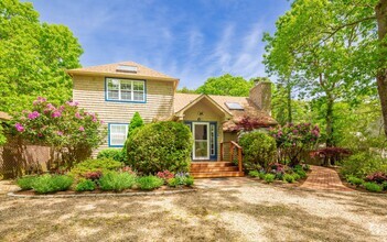 Building Photo - 39 Wooded Oak Ln